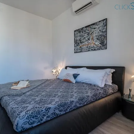 Tudor Flat Sea View With Wifi Unlimited, Next To The Sea Appartement Alghero