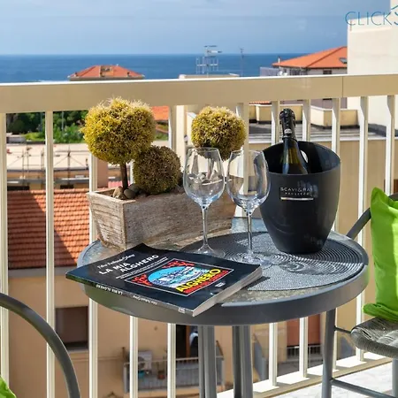 דירה Tudor Flat Sea View With Wifi Unlimited, Next To The Sea אלגהרו
