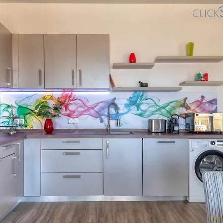 דירה Tudor Flat Sea View With Wifi Unlimited, Next To The Sea