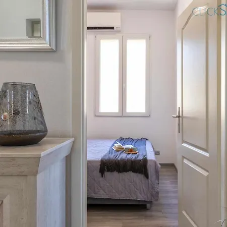 Tudor Flat Sea View With Wifi Unlimited, Next To The Sea Appartement Alghero