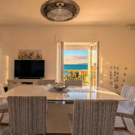 Tudor Flat Sea View With Parking, Wifi, Terrace, Close To The Sea ألغيرو