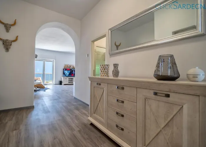 Appartement Tudor Flat Sea View With Wifi Unlimited, Next To The Sea