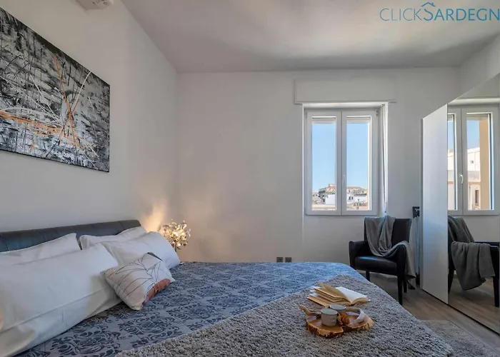 Tudor Flat Sea View With Wifi Unlimited, Next To The Sea Appartement Alghero